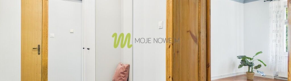 Przy dworcu zachodnim i parku, ciche z dziedzińcem
