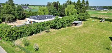 Działka z wz- budynek mieszkalny + gospodarczy