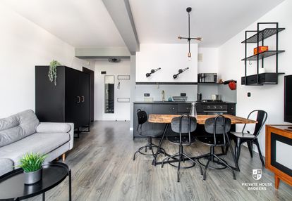 Dwupoziomowe mieszkanie w starym mieście