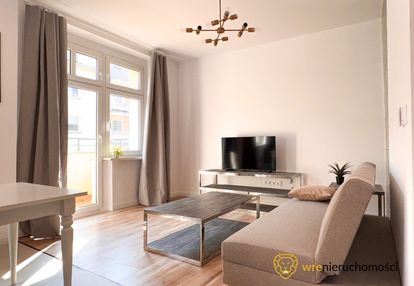 Pierwszy najem-piękna kamienica-po remoncie