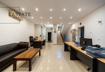 Wyjątkowy dom na biuro z ogrodem na saskiej kępie