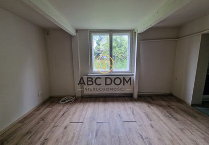 Mały dom z działką 381 m² | centrum pruszcza gdańs