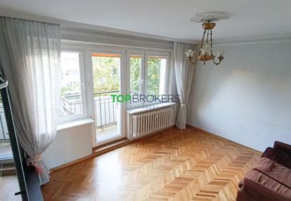 Przestronne 2 pokoje, balkon, piwnica, bez kw