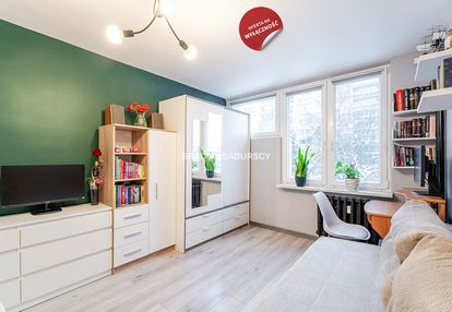 2 pokoje/dobra cena/kozłowek/blisko tramwaj