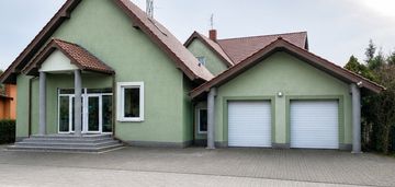 Reprezentacyjna nieruchomość biurowo-mieszkalna |