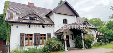 Piękny dworek z niepowtarzalnym klimatem