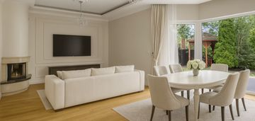 Dom z ogrodem, garażem i 2 miejscami postojowymi