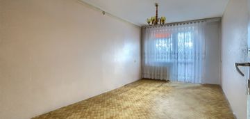 Ładne 2 pokoje,do remontu,balkon,blok