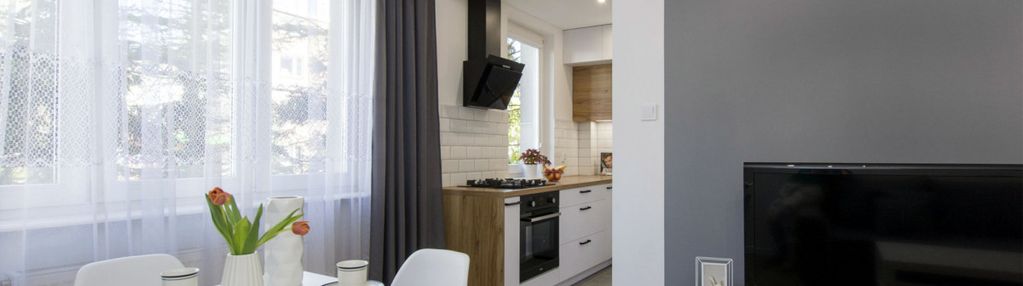 Dwa pokoje, w świetnej lokalizacji.