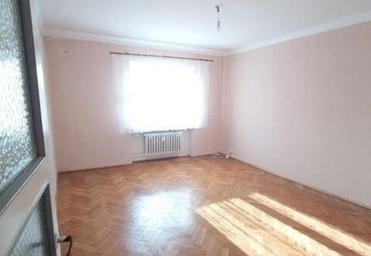 2 pokoje, 52m2, do remontu, 2 piętro