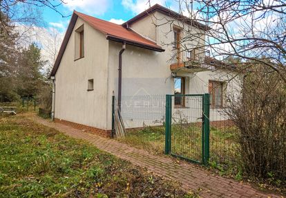 Urokliwy dom w środku lasu żarki. duża działka