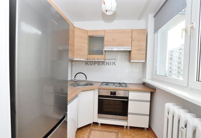 Kawalerka z balkonem,piwnica,centrum