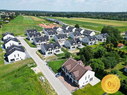3 etap! nawet ponad 700m2 działki, ustawny układ!