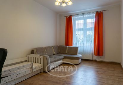 2 pok. mieszkanie z balkonem w kamienicy - nyska