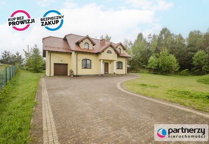 Dworek w koleczkowie