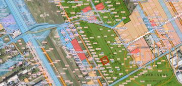 Atrakcyjna z wz w majdanie gm. wiązowna