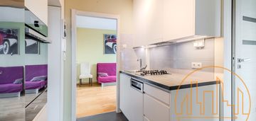 3 oddzielne pokoje/200m autobus / po remoncie