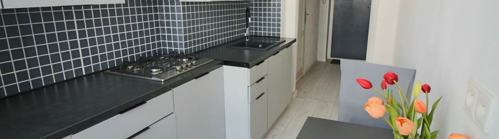 Mieszkanie z balkonem w przedwojennej kamienicy