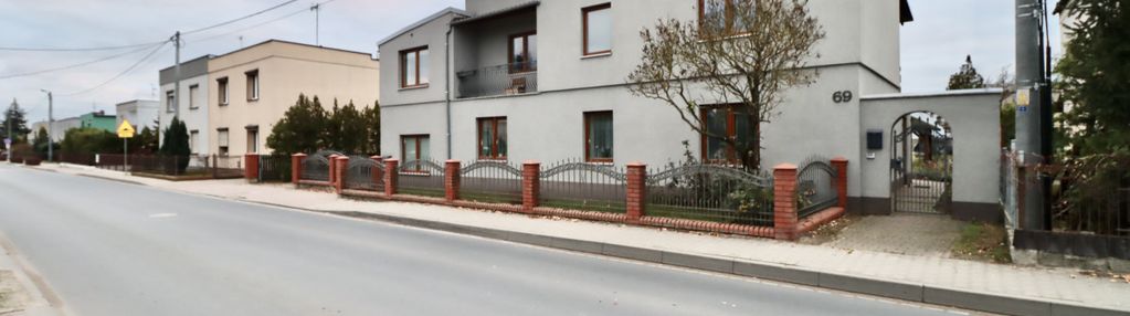 Przestronny dom na 2 rodziny na dużej działce