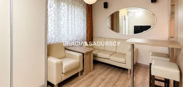 35,5 m², ul. krasickiego, stare podgórze, piwnica