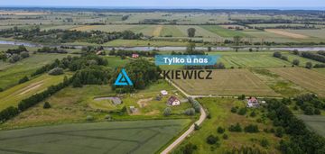 Dom  blisko morza 6 pokoi z dużą działką bronowo