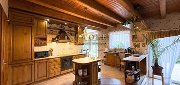 Wyjątkowy dom w otoczeniu lasu – tworóg