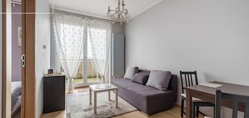 Mieszkanie 2 pokoje na osiedlu strzeżonym / garaż