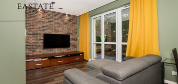 Mieszkanie z ogrodem w zielonych panewnikach