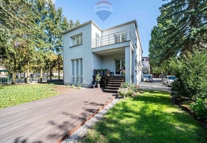 Willa modernistyczna na starym grunwaldzie