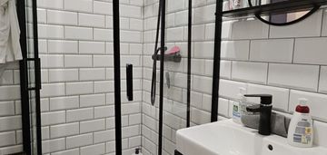 Inwestycyjne| ok. stacji metra| parking