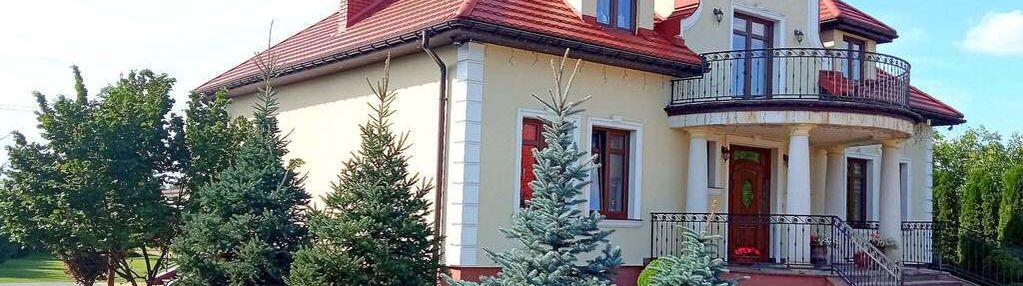 Dom 360 m2 na działce 1,5 ha / stalowa wola