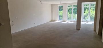 4-pokojowe mieszkanie w dzielnicy wesoła