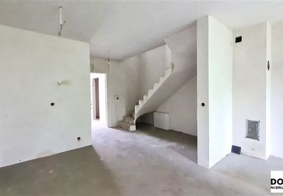 Stan deweloperski *gotowe do wydania *z ogródkiem