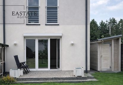 Segment skrajny 150 m z ogrodem i kominkiem