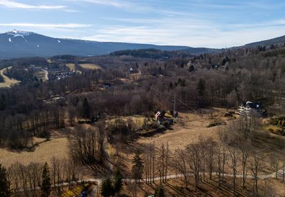 Działka w cichej i spokojnej okolicy