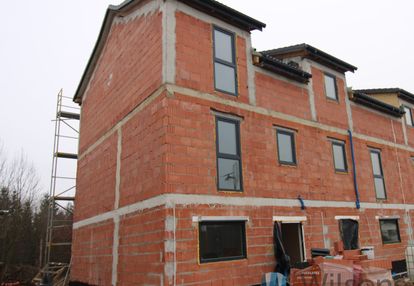 Duży szereg/cicha okolica/klucze latem