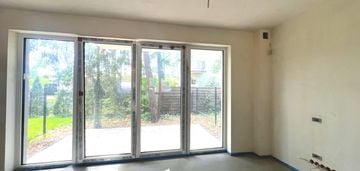 Nowoczesny bliźniak | 102,61 m² + strych 54 m²