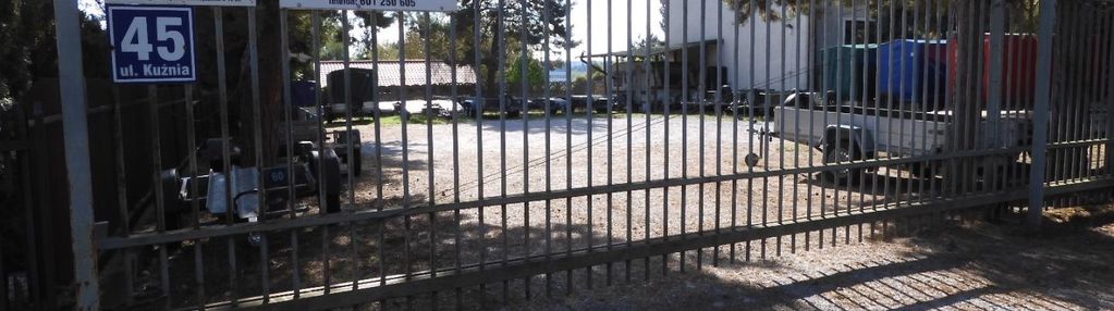 Blisko centrum miasta.