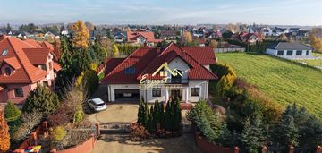 Komfortowy dom z garażem dwustanowiskowym