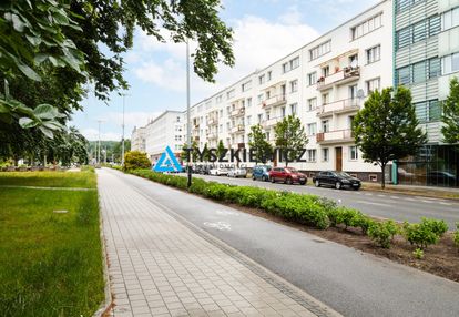 Doskonała lokalizacja blisko bulwaru.
