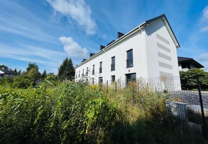 Segment z garażem i ogrodem – gotowy do odbioru