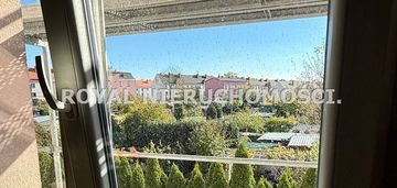 Co z sieci. możliwe 2 pokoje.