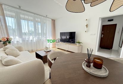 Trzy pokoje z oddzielną kuchnią, po remoncie