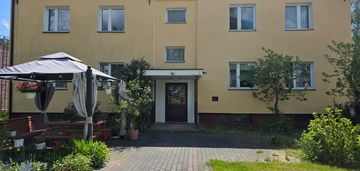 Mieszkanie w malowniczej okolicy – adamowo-zastawa