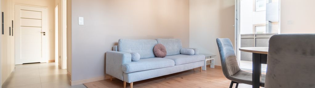 50m2 / klima / 3-pok / balkon