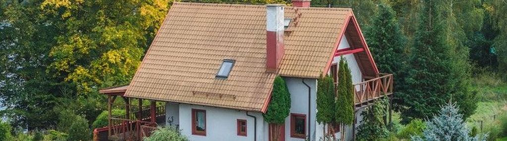 Urokliwy dom z linią brzegową j. pozorty.