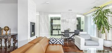 Przestronne, 90m2, 3 pokoje, hala, komórka