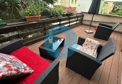 Segment z garażem i ogrodem w podkarczówce, 180 m2