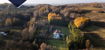 3- piętrowy dom z potencjałem w pięknej okolicy