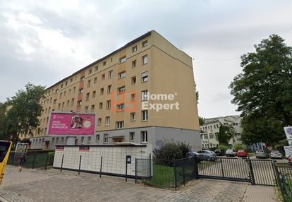 Okolice placu konstytucji 3-go maja rozkład/balkon
